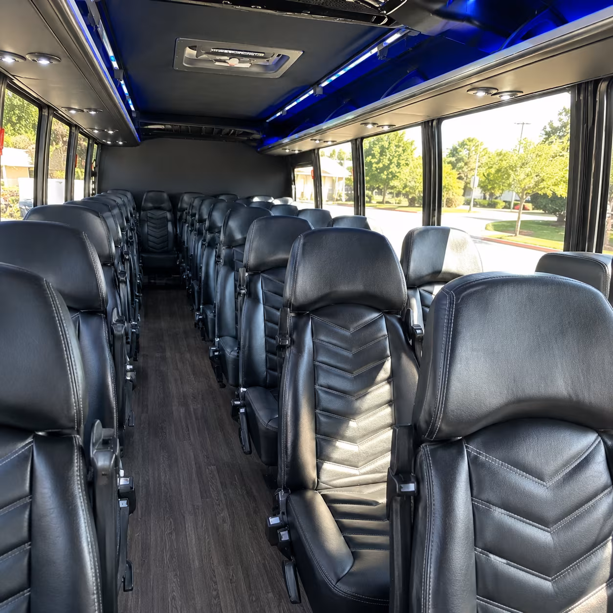 can i book a one way a round trip or a multi day package for a bus rental in kennewick