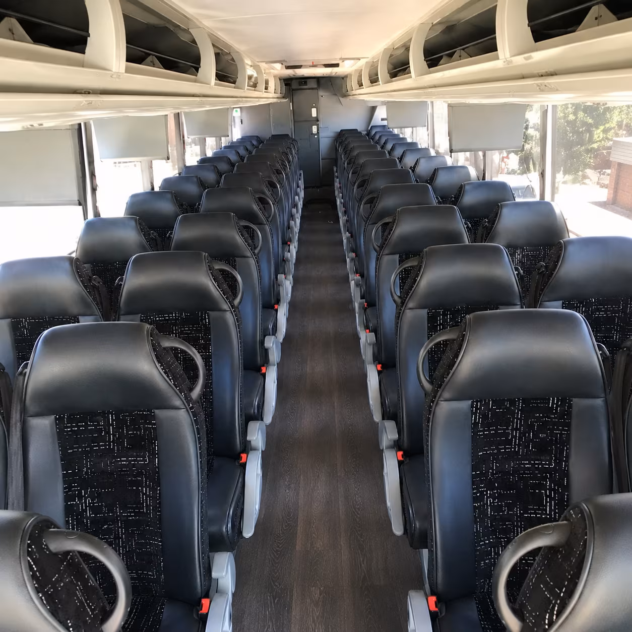 charter buses for corporate events and team outings across the tri cities
