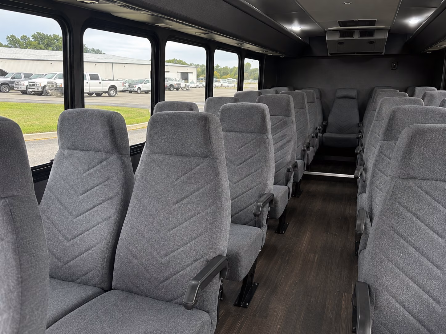 charter buses for kennewick rehearsal dinners and multi day wedding weekends