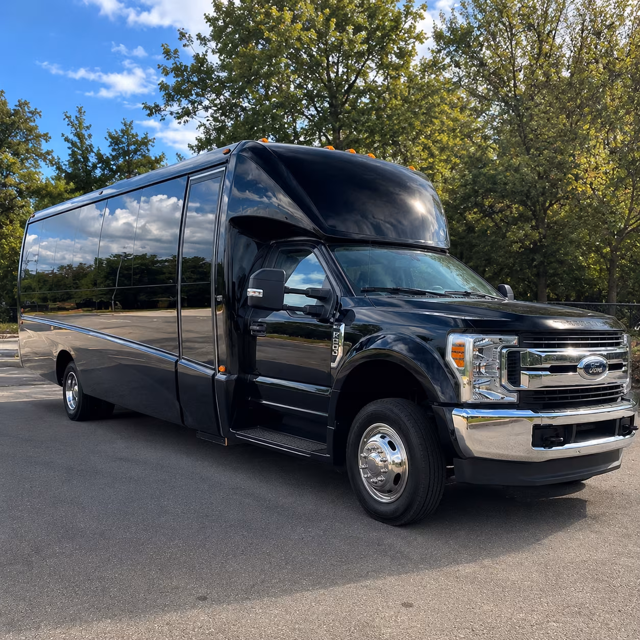 fan buses to seahawks mariners sounders games in seattle