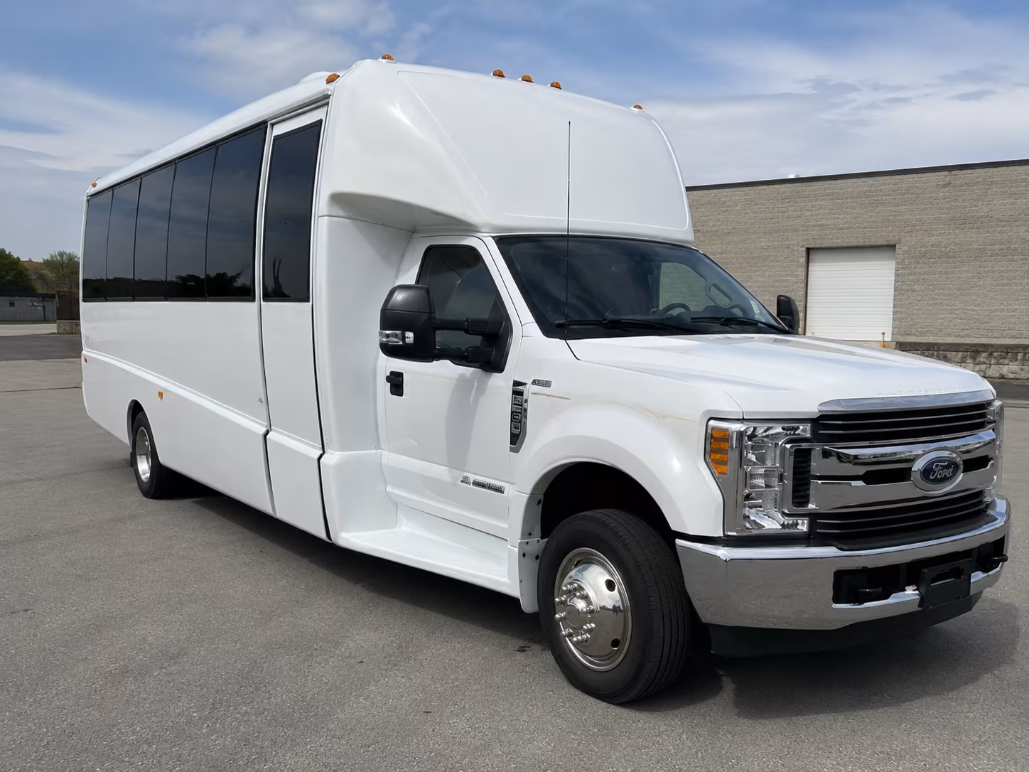 kamiakin high school prom buses available in kennewick