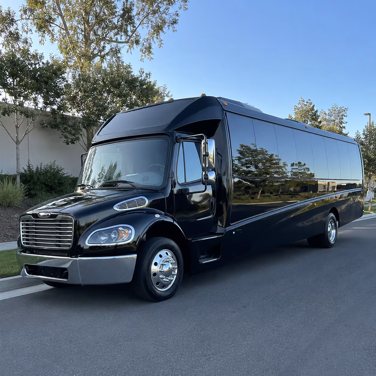 party buses to toyota center concerts and arena events