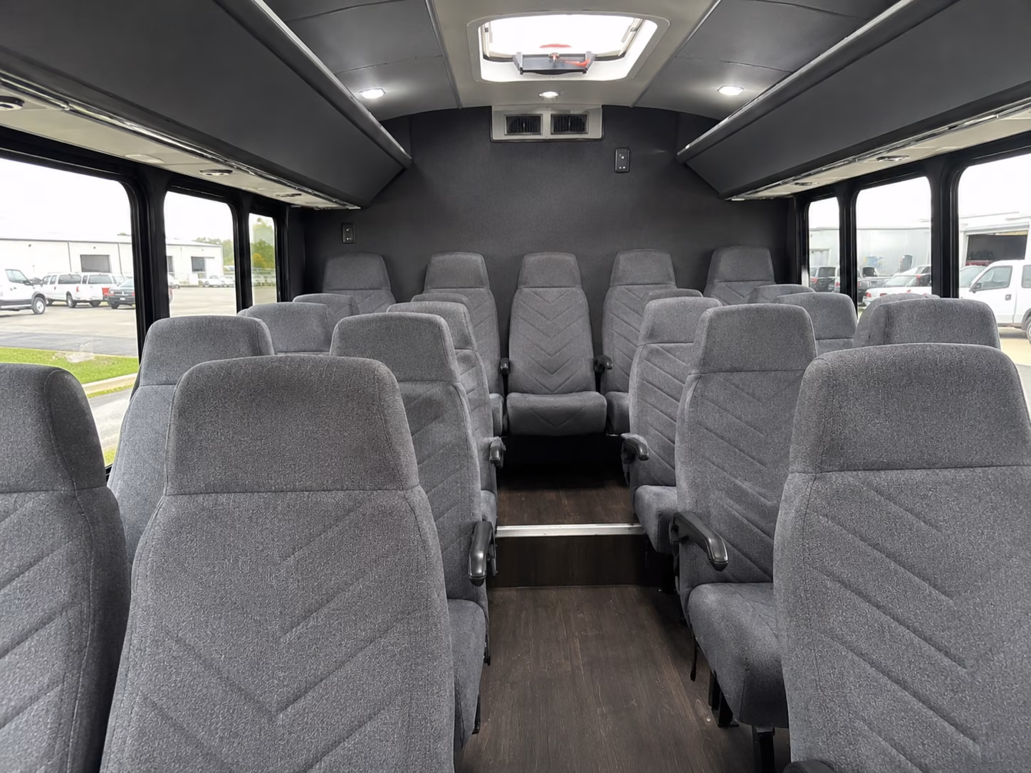 wine country wedding buses for kennewick and the red mountain ava
